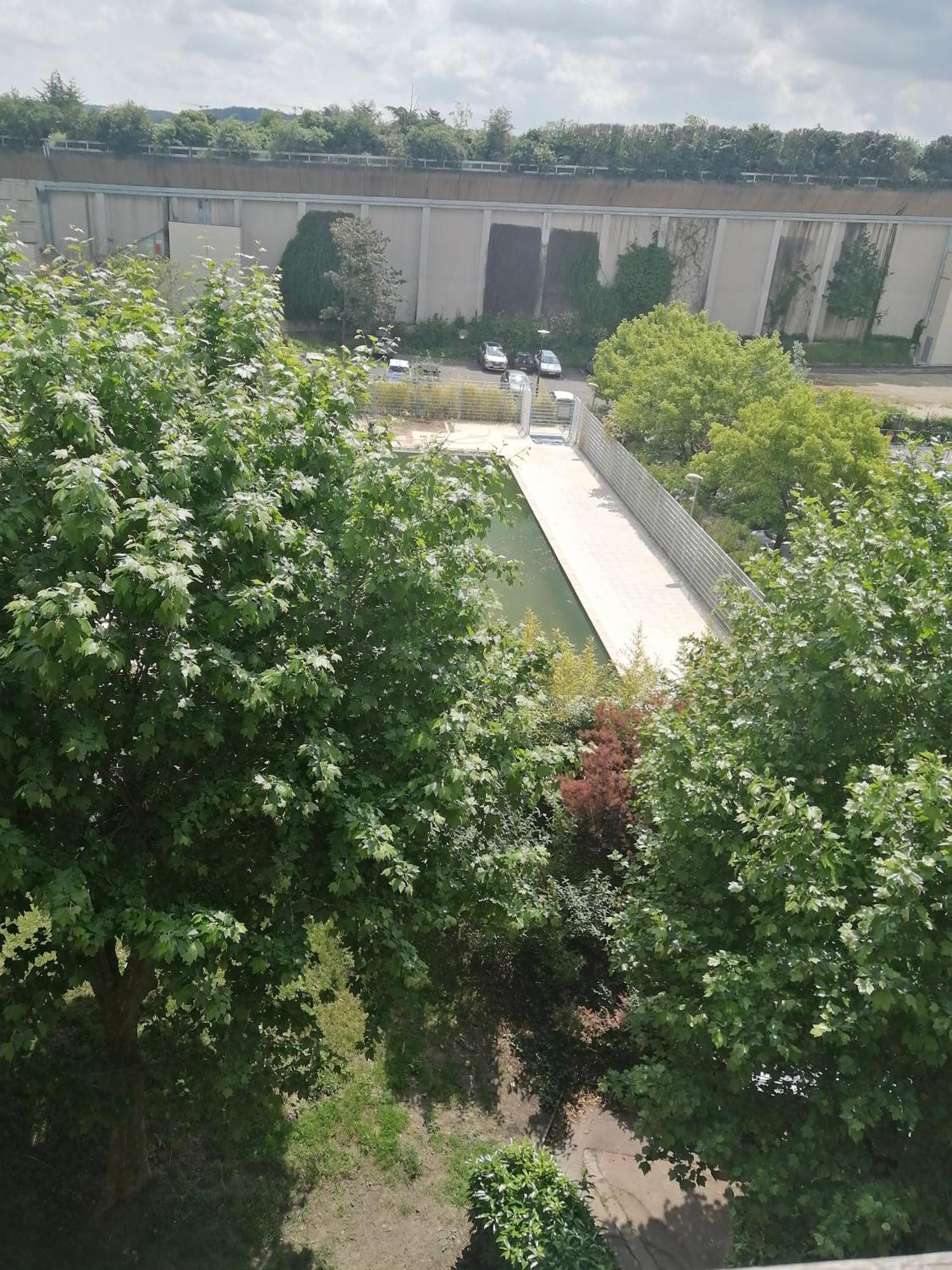 Hotel Parc St Cyr Avec Piscine Exterieure à Fontenay-le-Fleury Extérieur photo
